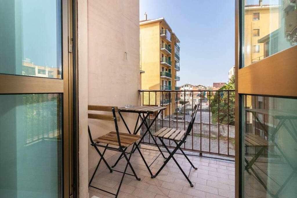 Appartamento A Pochi Passi Dalla Stazione Comodo A Coppie E Famiglie, Casa Ferrucci Collegno Luaran gambar